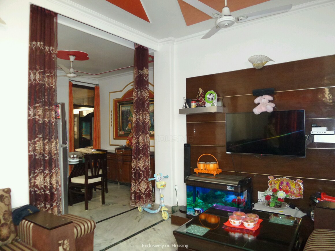 3 BHK Flats in Radheypuri.